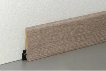 Réserves sur la pose d'une plinthe